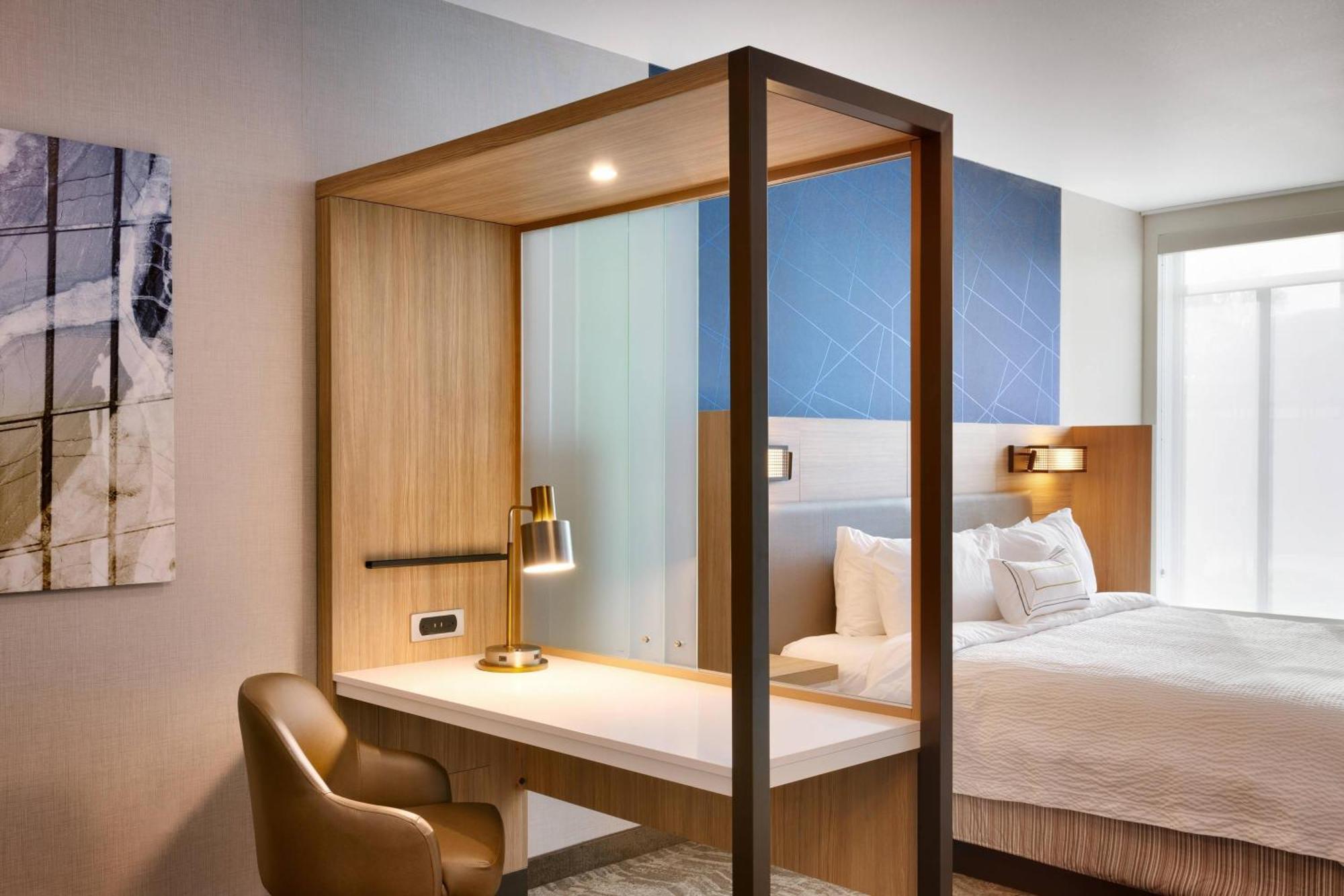 สปริงฮิลล์ สวีท คอรัลวิลล์ Hotel ภายนอก รูปภาพ